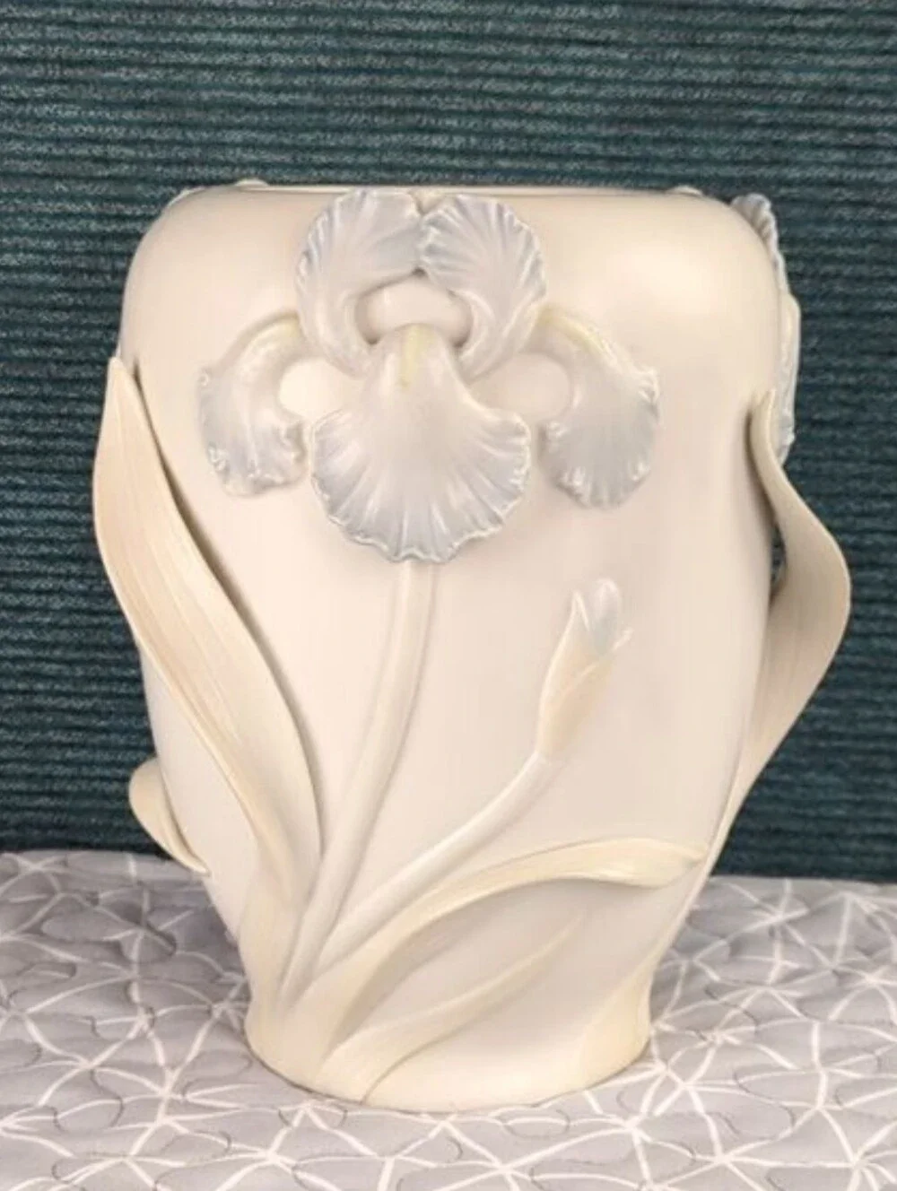 Vintage Fitz & Floyd 3-D Blue Iris Ceramic Vase, Marked F. F. 1982